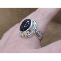 Echt zilveren ring met veer band en amethist steen